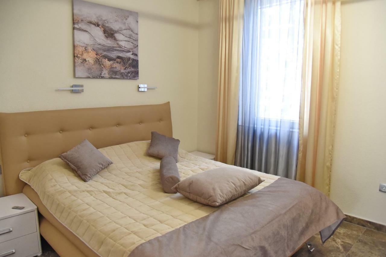 Zeta Residence Donji Stoliv Bagian luar foto